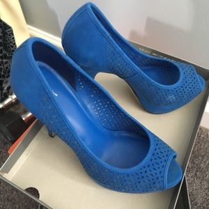 Blue Platform Heels Like-New, Size 8